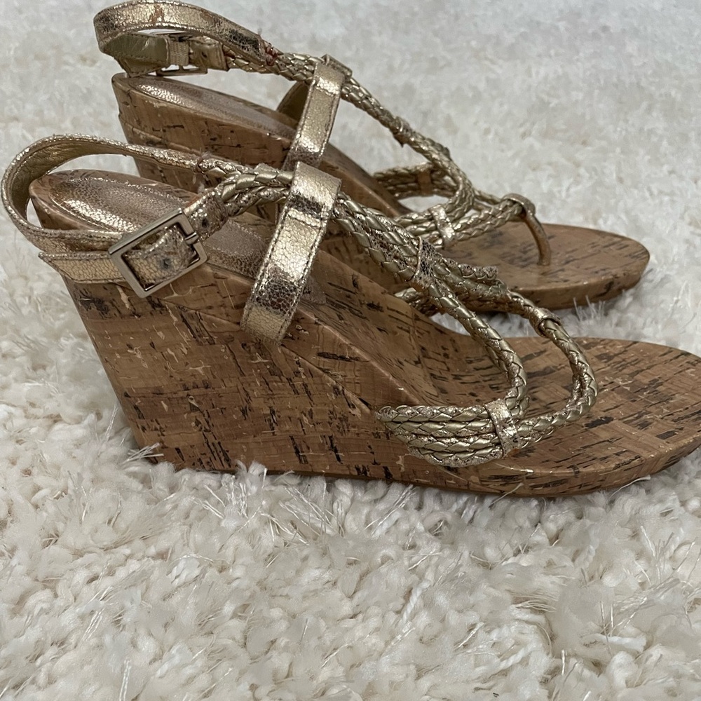 Gianni Bini wedge sandals